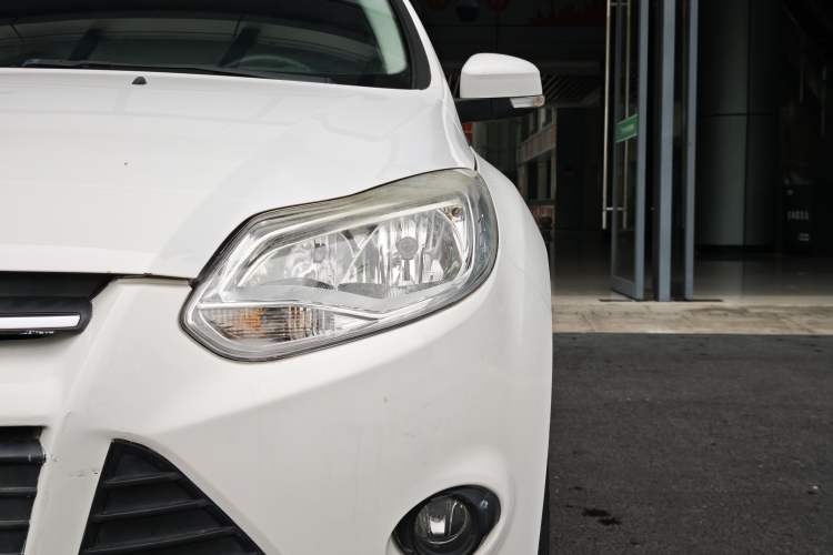 Used Ford Focus 2012 Hatchback 1.6L Automatic Comfort Model Left Front Headlight