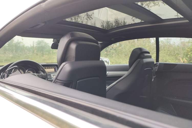 Used Mercedes-Benz E-Class (Import) 2014 E 260 Coupe