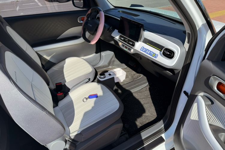 Used Geely Galaxy Panda 2025 210km Panda Kart Interior 3