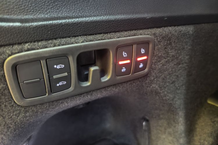 Used Audi Q7 2020 55 TFSI quattro S line sports model Interior 1