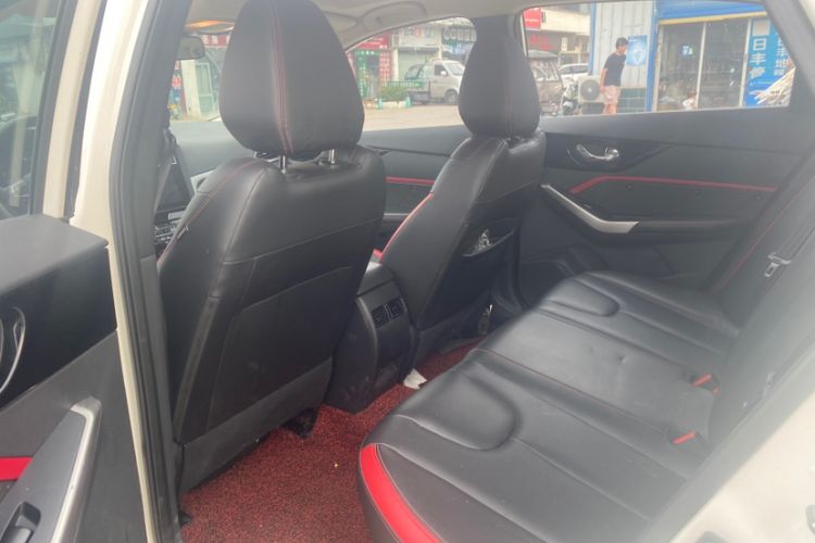 Used Venucia D60 2019 1.6L XL CVT Smart Connect Elite Edition