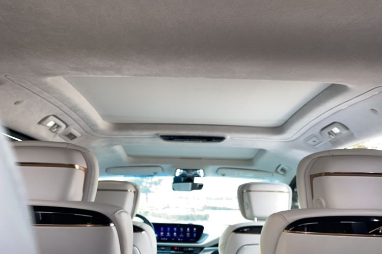 Used Buick Century 2023 2.0T Six-Seater Yinshi Edition