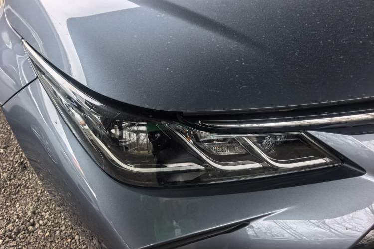 Used Toyota Corolla 2021 Dual-Motor 1.8L E-CVT Elite Edition
