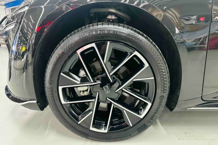 Used Avatr 06 2025 Max Extended-Range Edition