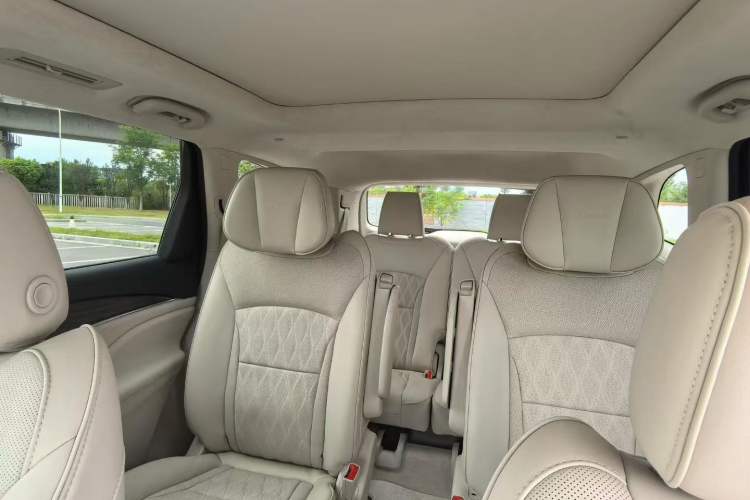 Used Buick Enclave 2020 28T All-Wheel Drive Avenir
