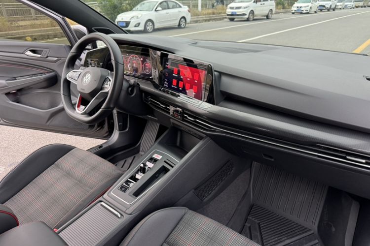 Used Volkswagen Golf GTI 2021 380TSI DSG GTI
