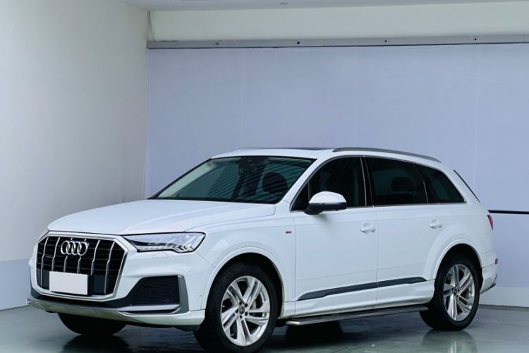 Used Audi Q7 2021 45 TFSI quattro S line Sport model Guazi used car, China used car export, Used car for sale, Used  cars, Cheapest cars for sale