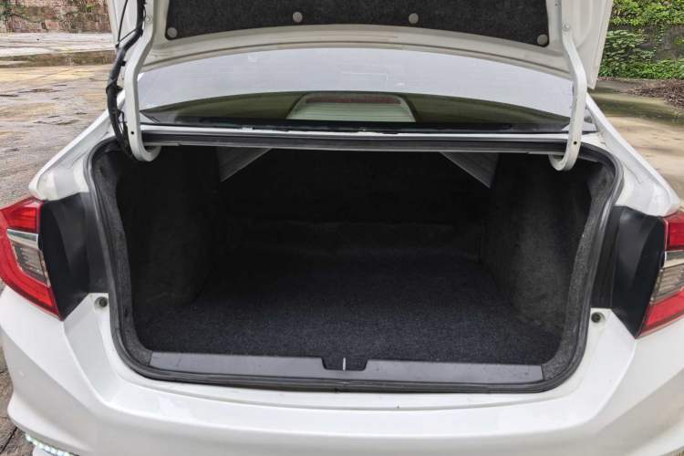 Used Honda Greiz 2016 1.5L CVT Comfort Version