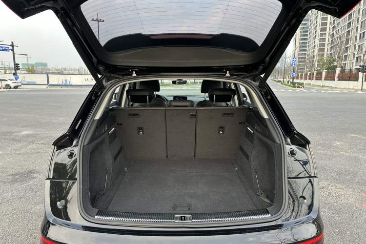 Used Audi Q5L 2020 Updated 40 TFSI Prestige Fashion Edition
