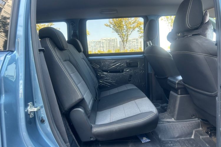 Used Wuling Hongguang PLUS 2020 1.5L Manual Standard Edition 5 Seats
