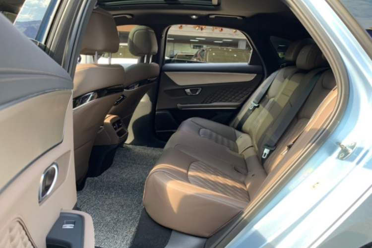 Used BYD Han 2023 DM-i Champion Edition 121KM Prestige Model
