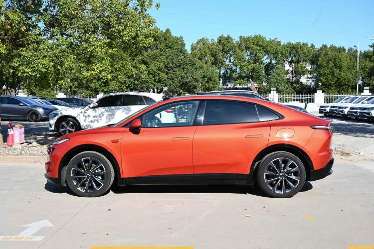 Used ONVO L60 2024 60 kWh Rear-Drive Version
