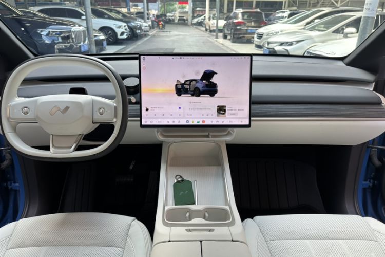 Used ONVO L60 2024 60 kWh Rear-Drive Version