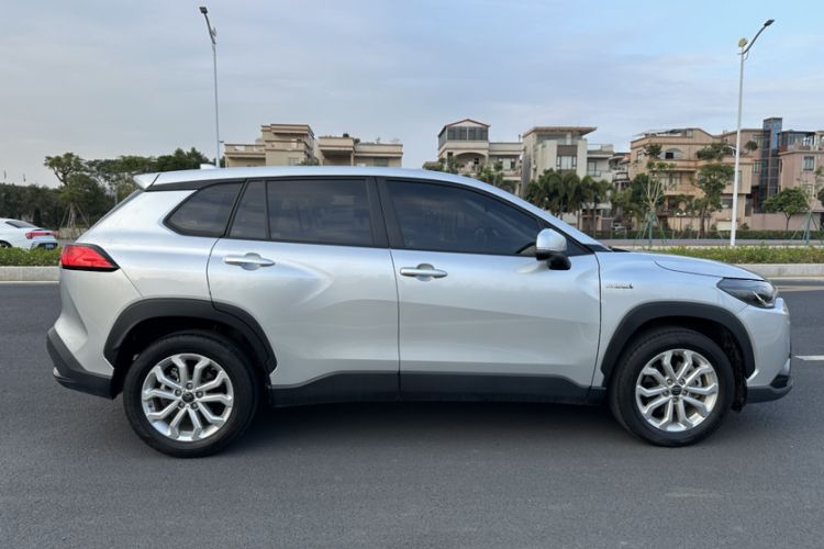 Used Toyota FRONTLANDER 2023 2.0L Smart Electric Hybrid Dual-Engine Leading Edition
