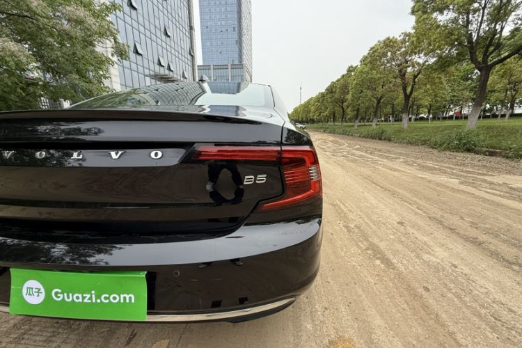 Used Volvo S90 2024 B5 Zhiyi Luxury Edition
