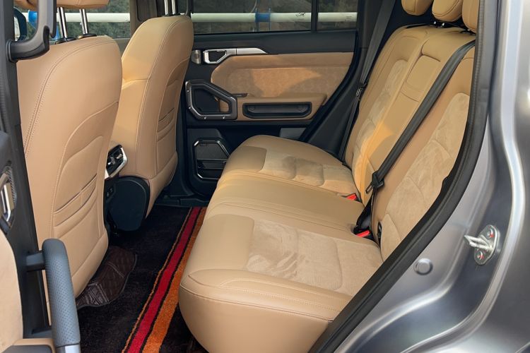 Used JETOUR Traveler 2023 2.0T All-Wheel Drive CrossPRO+ Left Rear Seat