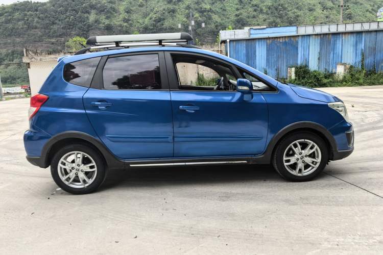 Used Changan CX20 2014 1.4L Manual Sport Version China IV Standard
