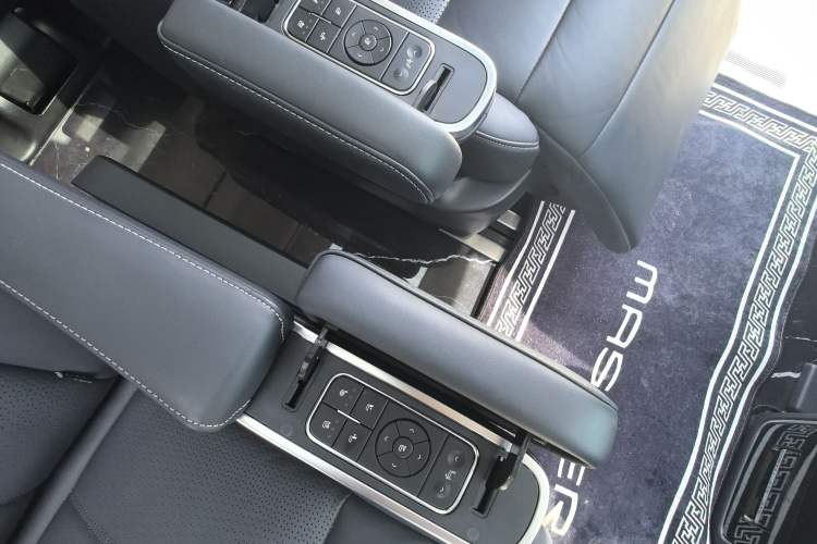 Used GAC Trumpchi M8 2021 Master Series 390T Ultimate Edition Interior 6