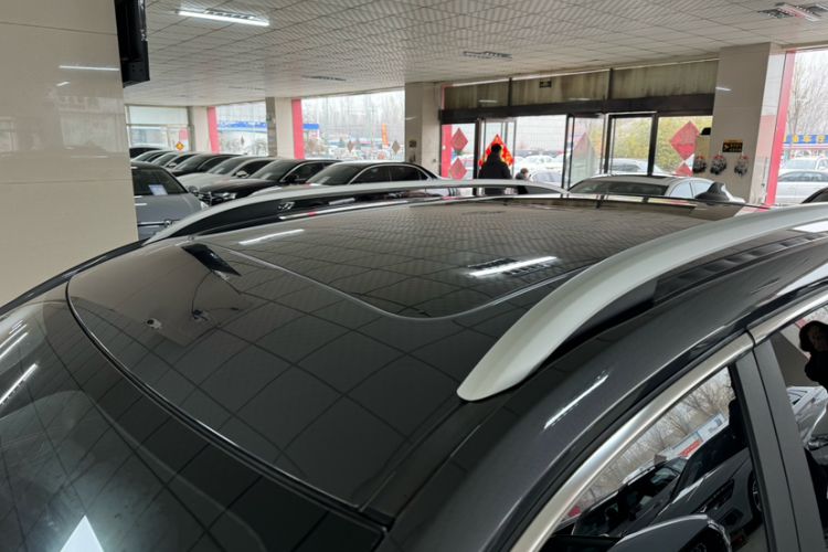 Used Roewe RX5 2023 PLUS 330TGI Automatic Trendsetting Smart Edition