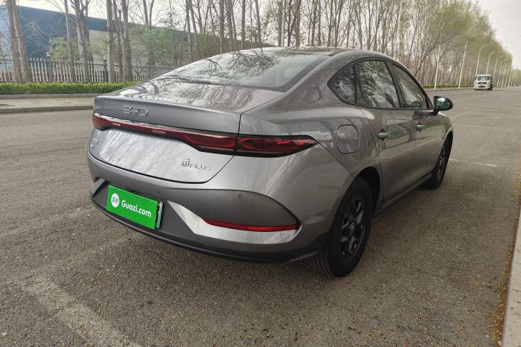 Used BYD Qin PLUS 2025 DM-i Smart Drive 55KM Leading Model
