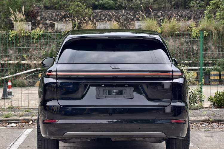 Used Li Auto L7 2024 Pro Model Exterior 6