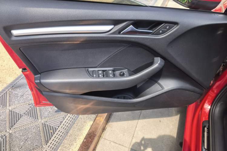 Used Audi A3 2018 30th Anniversary Edition Sportback 35 TFSI Ambition Model
