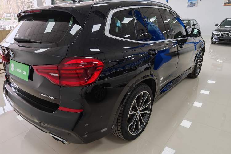 Used BMW X3 2020 xDrive30i Luxury Model with M Sport Package
