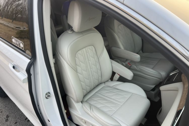 Used Buick GL8 2018 ES 28T Comfort Model China VI Standard