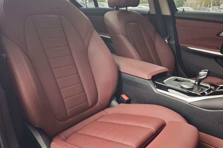 Used BMW 3 Series 2021 Facelifted 320Li M Sport Package
