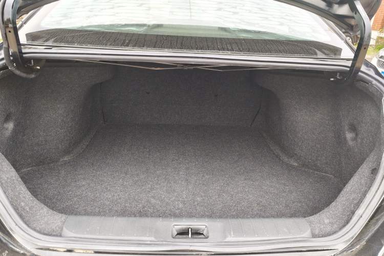 Used Nissan Sylphy 2020 1.6L XE CVT Comfort Edition Trunk