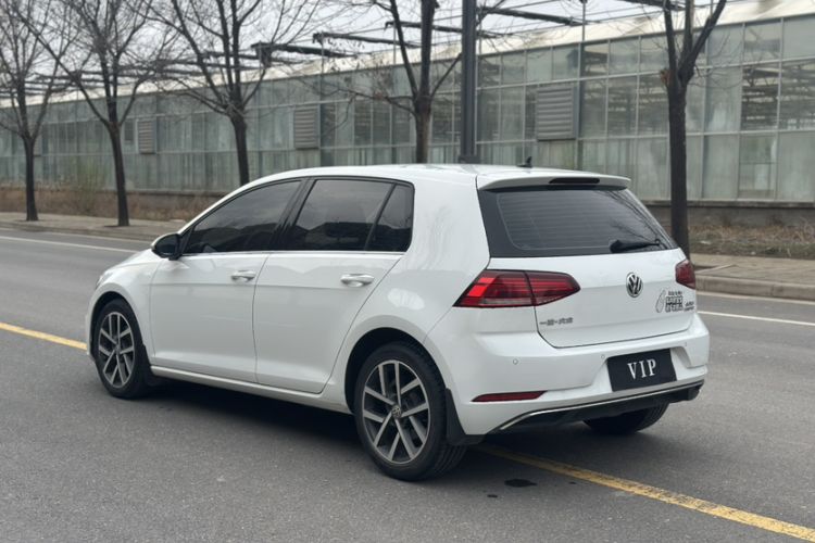 Used Volkswagen Golf 2020 Zhiai Edition 200TSI DSG Comfortable & Ambitious Version