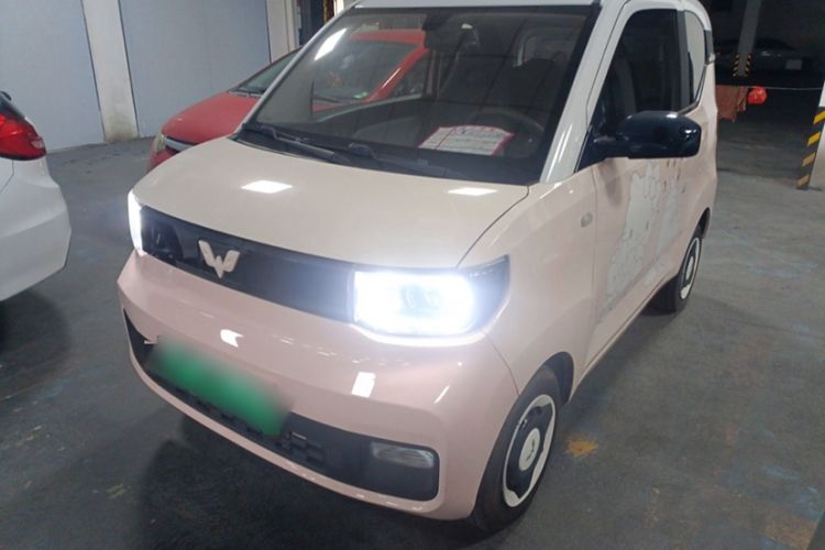 Used Wuling Hongguang MINIEV 2021 Macaron Sandwich Model 170 km Lithium Iron Phosphate