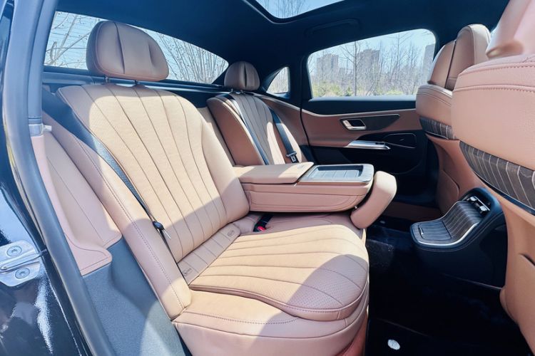 Used Mercedes-Benz E-Class 2025 E 300 L Stylish Model Interior 11