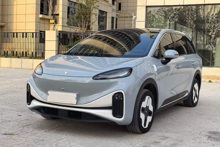 Used ARCFOX Kaola S 2024 AIR Front Left 45 Deg