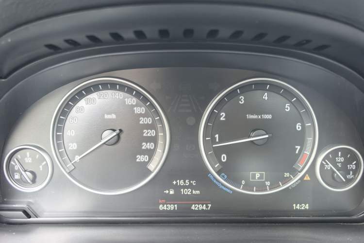 Used BMW X3 2016 xDrive20i M Sport Edition Odometer Close Up