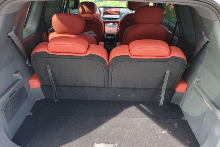 Used Dongfeng eπ eπ008 2025 210Ultra LikeYi Edition 6-Seater
