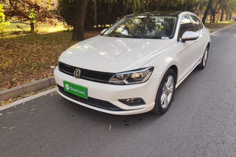 Used Volkswagen Lamando 2018 280TSI DSG Comfort Edition
