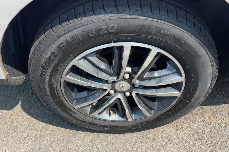 Used Geely Auto Vision X6 2018 1.4T CVT 4G Connected Flagship Edition
