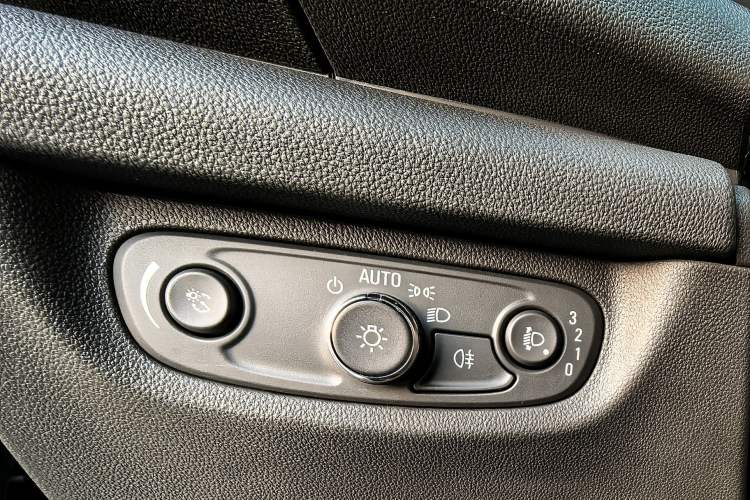 Used Buick Regal 2024 25T Deluxe Edition Interior 3