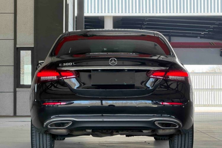 Used Mercedes-Benz E-Class 2023 Updated E 300 L Fashion Edition
