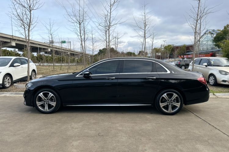Used Mercedes-Benz E-Class 2018 Facelift E 200 L Sport Edition
