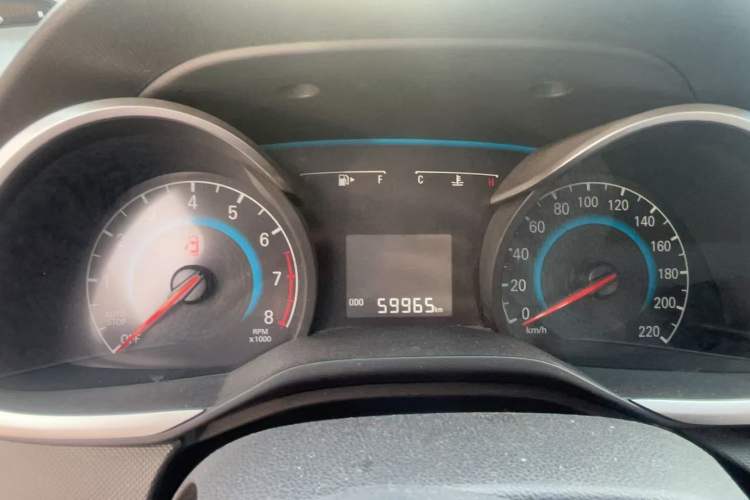 Used Chevrolet Cavalier 2019 320 Automatic Enjoyment with Sunroof Odometer Close Up