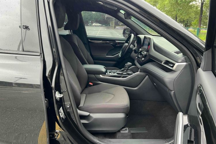 Used Toyota Crown Kluger 2023 2.5L HEV Two-Wheel Drive Entry Version (5 Seats)
