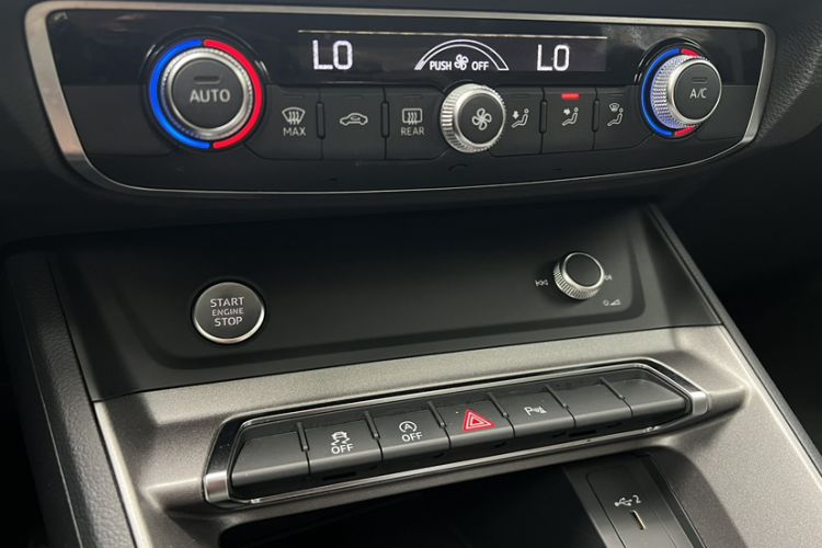 Used Audi Q3 2020 35 TFSI Fashion Dynamic Model Interior 4