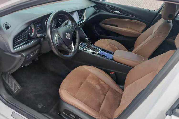 Used Buick Regal 2019 20T Luxury Model China VI Standard
