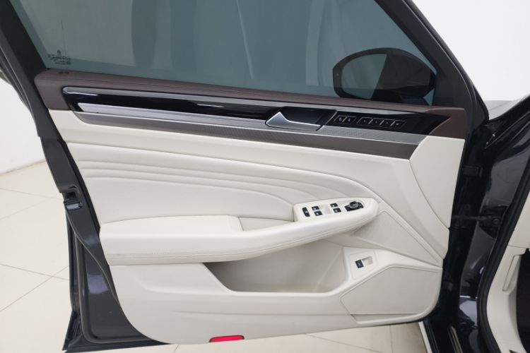 Used Volkswagen Phideon 2021 380TSI Luxury Edition
