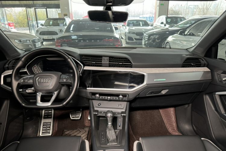 Used Audi Q3 2024 35 TFSI Fashion Dynamic Edition