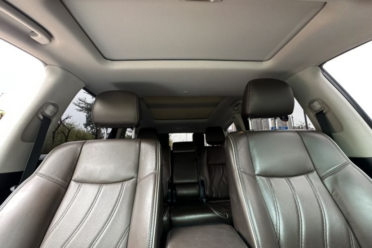 Used Infiniti QX60 2016 2.5 S/C Hybrid Two-Wheel-Drive Excellence Edition China V Standard
