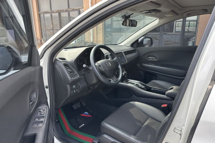 Used Honda Vezel 2020 1.5L CVT Pioneer Edition
