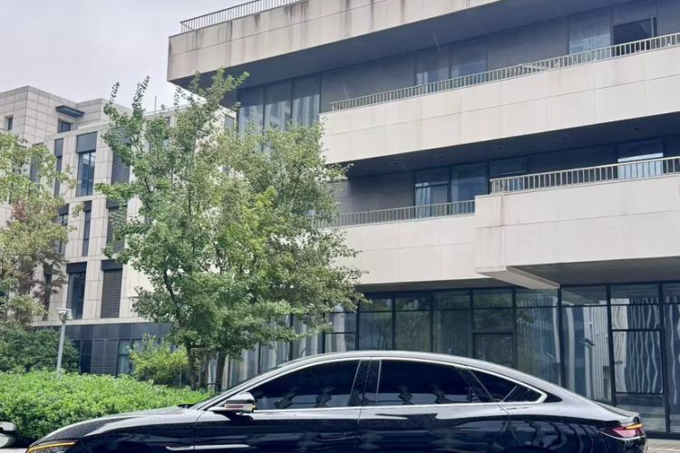 Used BYD Han 2024 EV Glory Edition 605KM Front-Wheel-Drive Premium Model